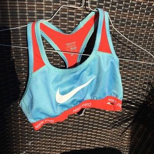 Nike pro bra child’s large